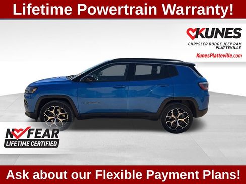 Used 2025 Jeep Compass Limited AWD/4WD image 8