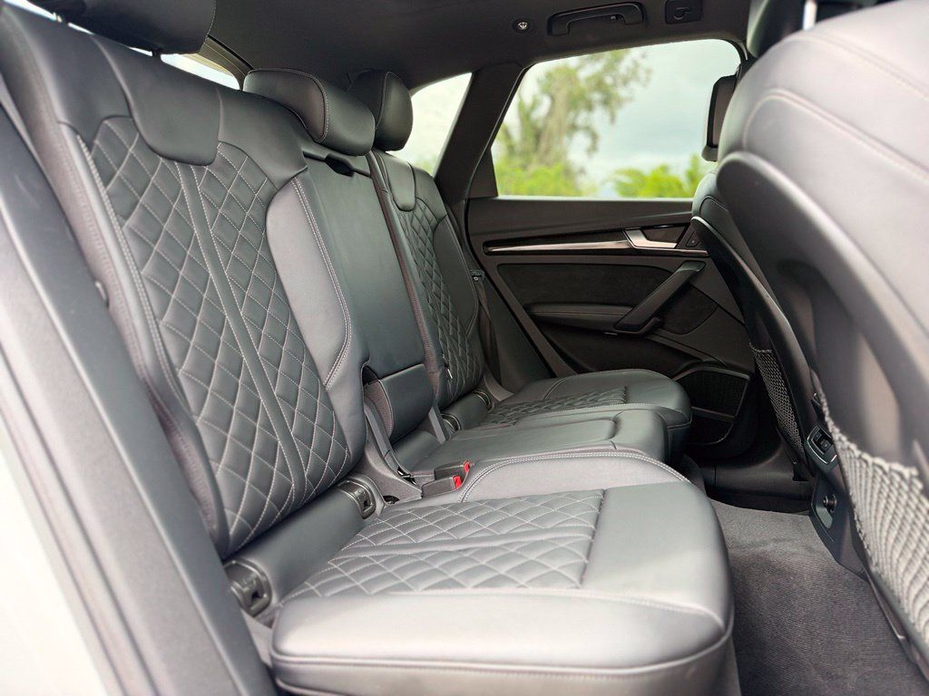 Used 2018 Audi SQ5 Prestige w/ Prestige Package AWD/4WD image 25