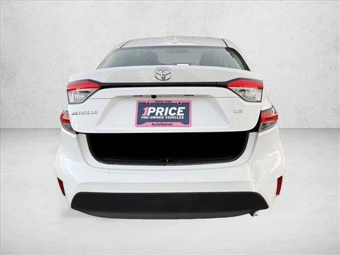 Used 2023 Toyota Corolla LE image 6