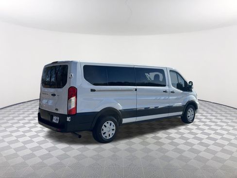 Used 2023 Ford Transit 350 XLT image 7