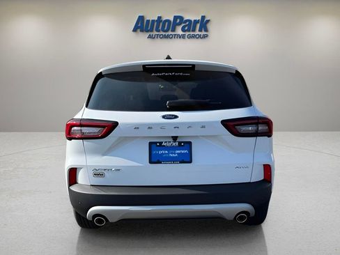New 2025 Ford Escape Active w/ Active Premium Tech Pack AWD/4WD image 6