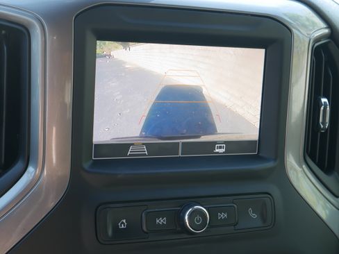 Certified 2023 Chevrolet Silverado 1500 Custom image 17