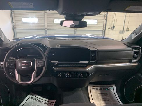 Used 2023 GMC Sierra 1500 Elevation image 4