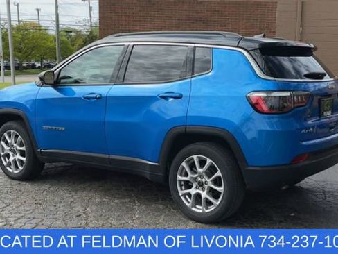 Used 2025 Jeep Compass Limited AWD/4WD image 6