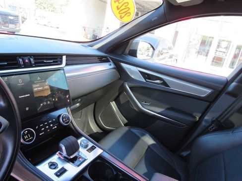 Used 2024 Jaguar F-PACE R-Dynamic S image 20
