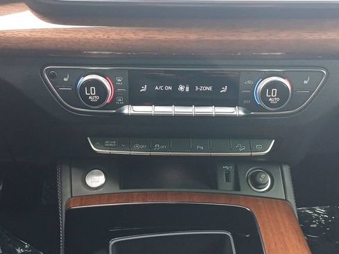 Used 2023 Audi Q5 2.0T Premium Plus AWD/4WD image 4