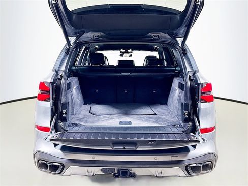 Used 2024 BMW X5 M60i image 26