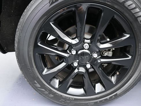 Used 2020 Jeep Grand Cherokee Altitude image 42