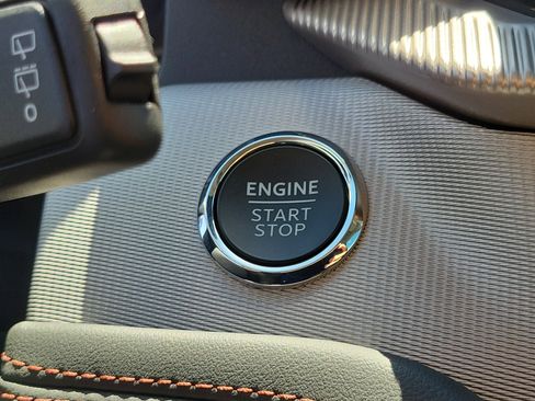 Used 2026 Ford Explorer Active w/ Active Comfort Package image 31