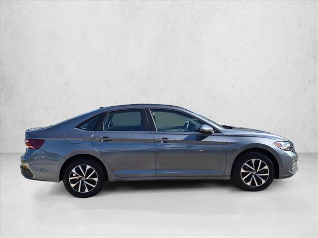 Used 2024 Volkswagen Jetta S FWD image 4