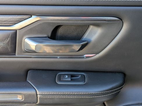 Used 2019 RAM 1500 Limited image 30