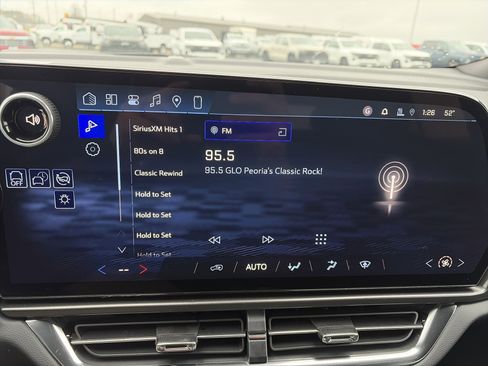 New 2026 Chevrolet Equinox EV LT image 19