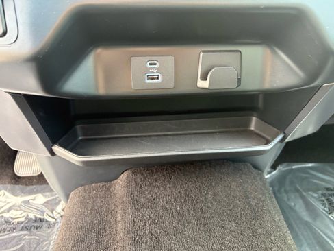 Used 2022 Ford F150 XLT w/ Trailer Tow Package image 37