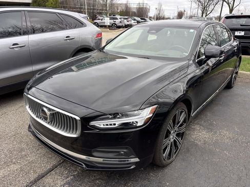 Used 2023 Volvo S90 B6 Ultimate w/ Lounge Package AWD/4WD image 1