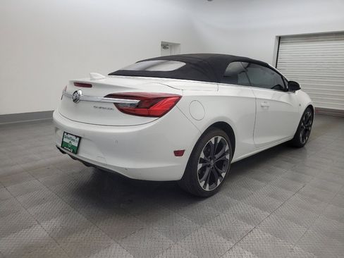 Used 2019 Buick Cascada Premium image 9
