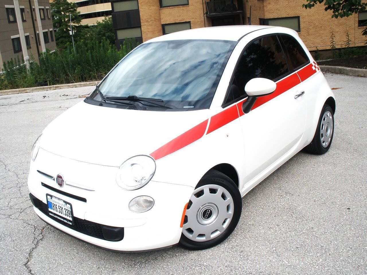 Used 2015 FIAT 500 Pop FWD image 1