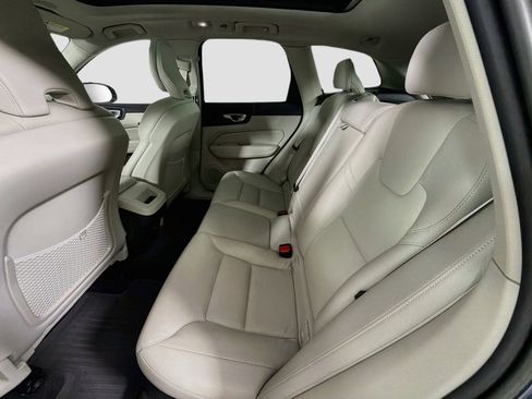 Certified 2023 Volvo XC60 B5 Plus w/ Climate Package FWD image 25