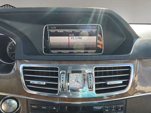Used 2014 Mercedes-Benz E 350 Sedan image 13