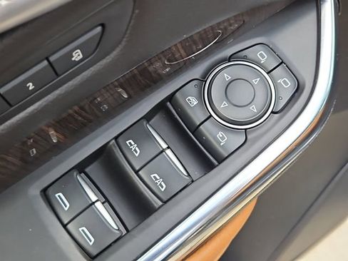 Used 2023 Cadillac XT4 Sport FWD image 24