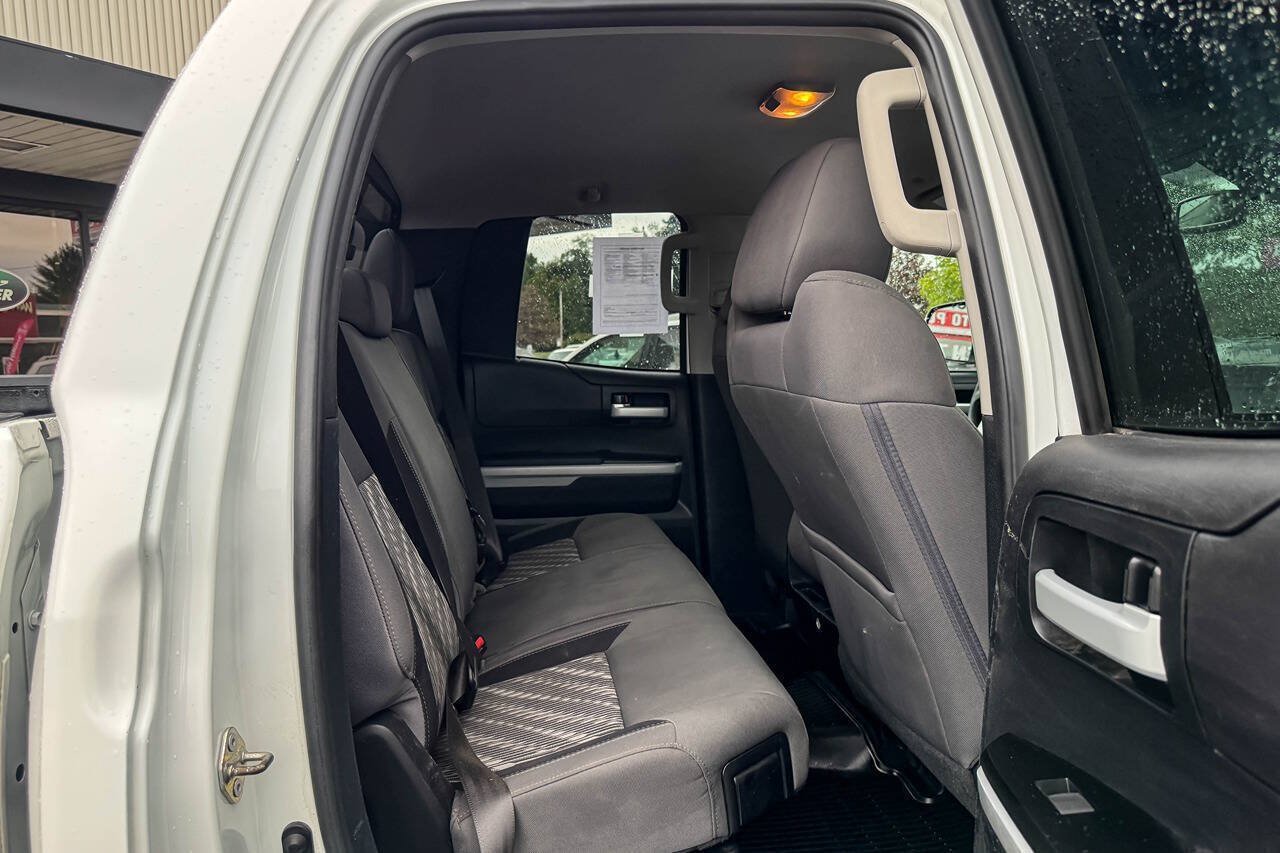 Used 2019 Toyota Tundra SR5 AWD/4WD image 16