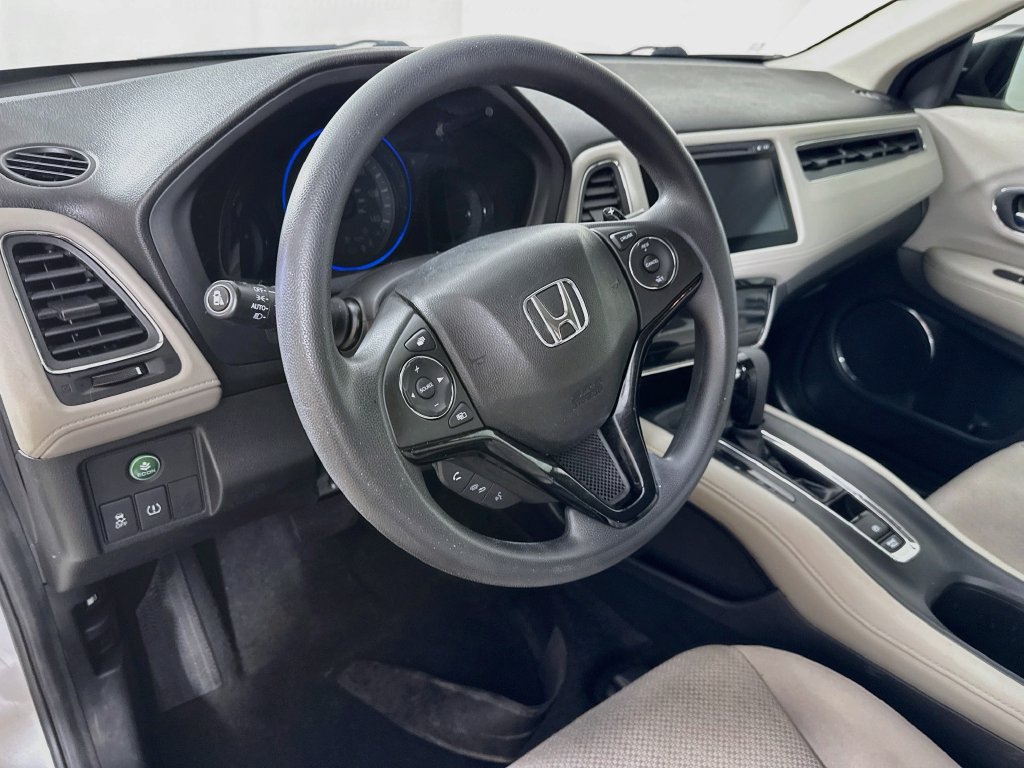 Used 2016 Honda HR-V EX image 9