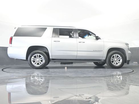 Used 2020 Chevrolet Suburban LT image 68