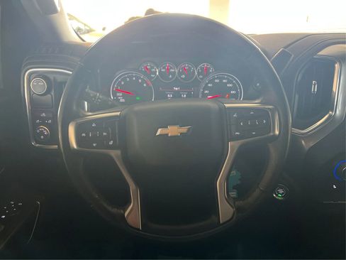 Used 2021 Chevrolet Silverado 1500 LT w/ Bed Protection Package image 17