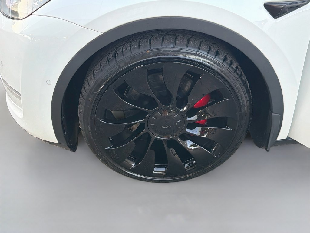 Used 2022 Tesla Model Y Performance AWD/4WD image 38