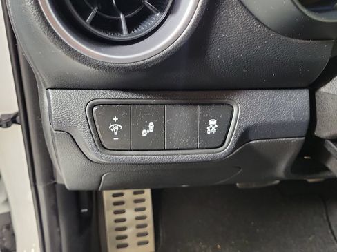 Used 2023 Kia Forte GT-Line w/ GT-Line Technology Package FWD image 13