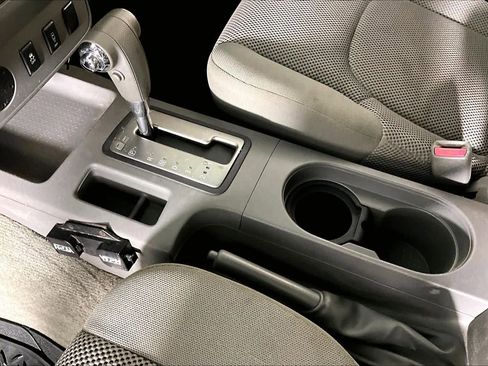 Used 2013 Nissan Frontier SV w/ SV Value Truck Pkg image 13