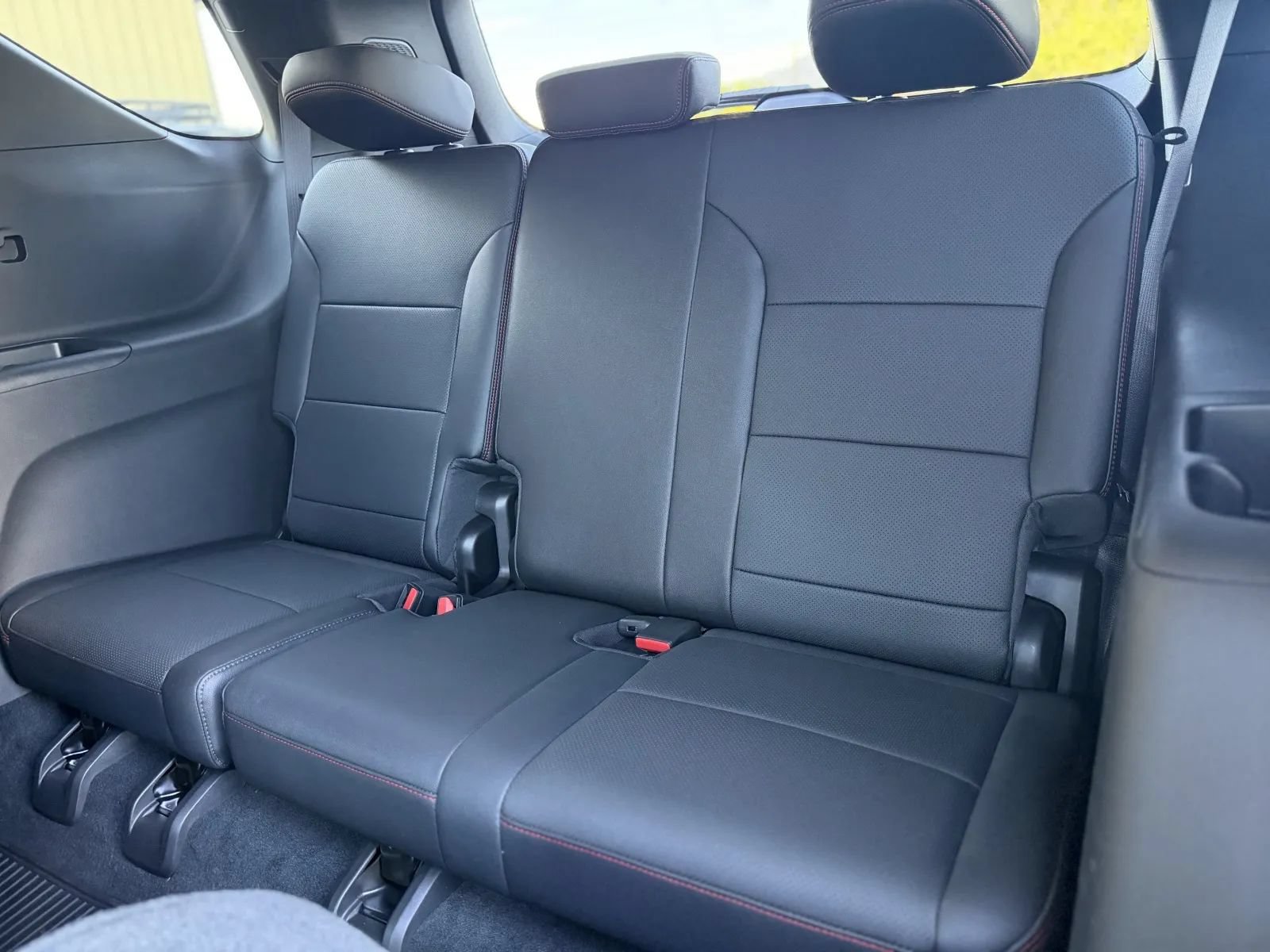 Used 2026 Chevrolet Traverse RS w/ LPO, Floor Liner Package AWD/4WD image 17