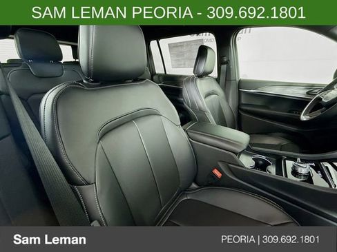 New 2025 Jeep Grand Cherokee L Limited image 30