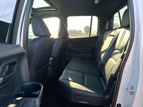 Used 2025 Honda Ridgeline TrailSport+ image 9