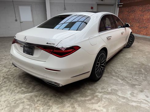 Certified 2022 Mercedes-Benz S 500 4MATIC image 5