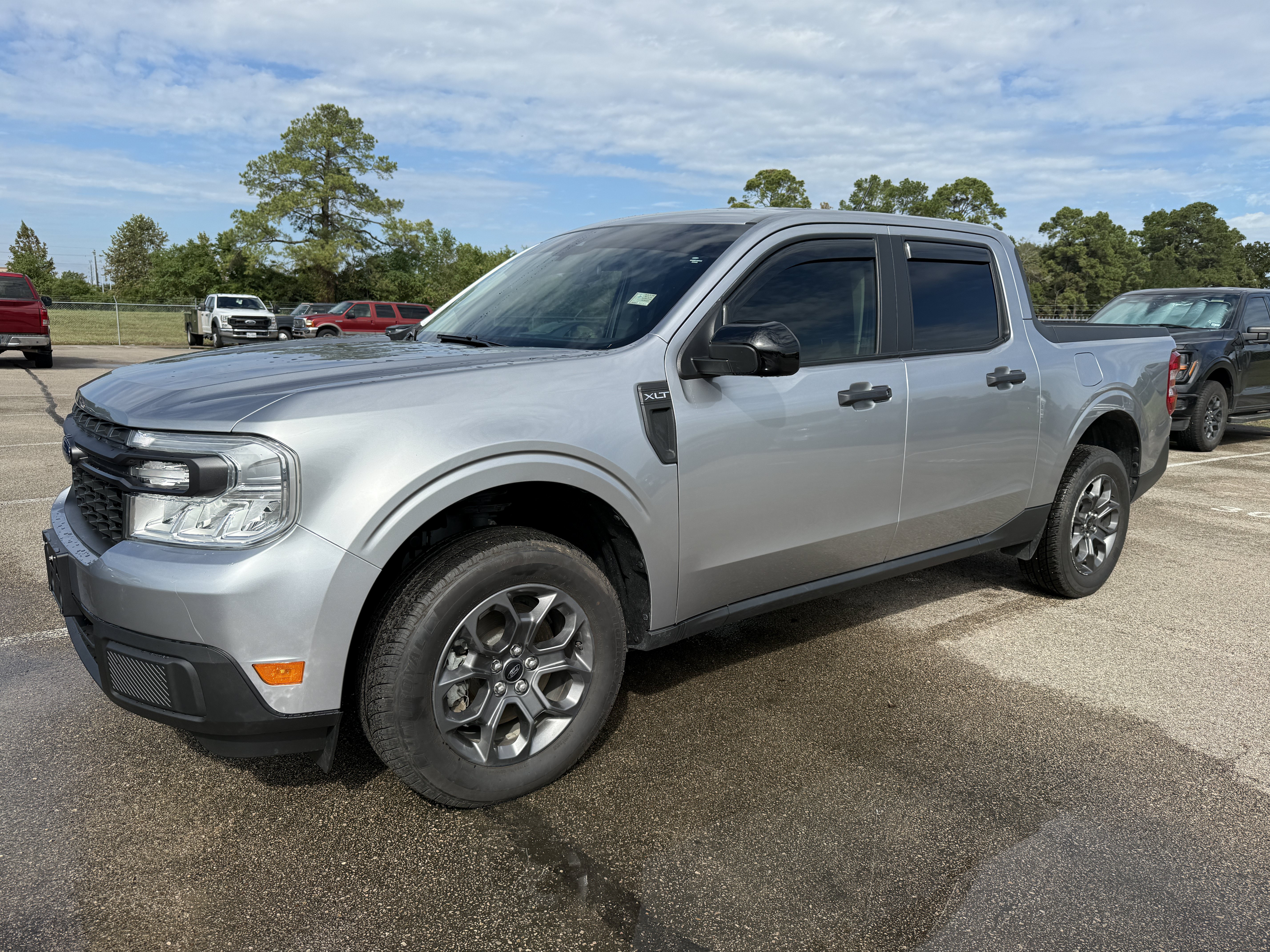 Used 2024 Ford Maverick XLT w/ XLT Luxury Package FWD image 4