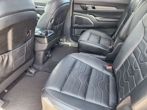 Used 2021 Kia Telluride SX w/ SX Prestige Package AWD/4WD image 9