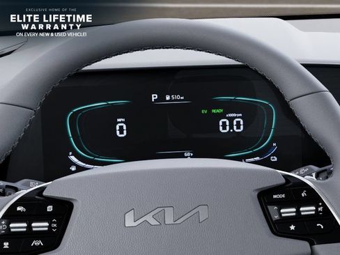 New 2026 Kia Niro SX Touring FWD image 22