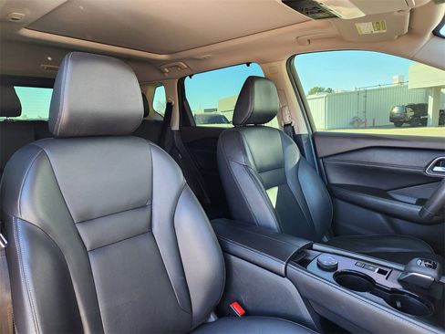 Used 2021 Nissan Rogue SL w/ Premium Package image 14