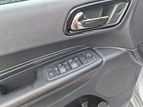 Used 2025 Dodge Durango GT RWD image 14