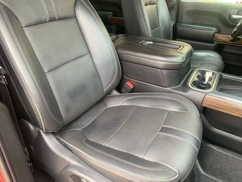 Used 2020 Chevrolet Silverado 2500 High Country w/ Technology Package AWD/4WD image 14