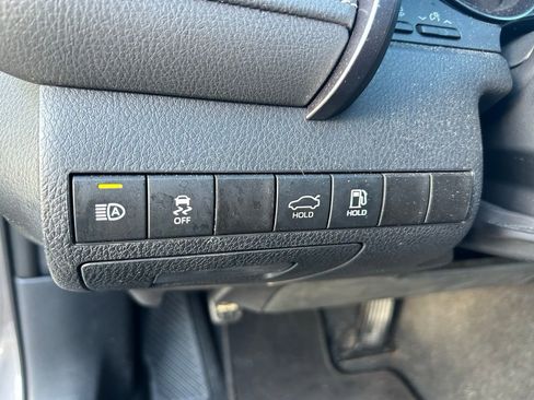 Used 2024 Toyota Camry SE w/ Convenience Package FWD image 16