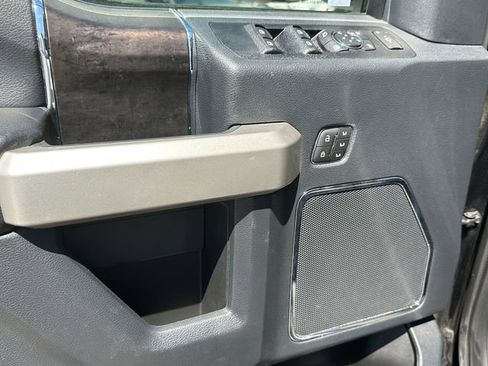 Used 2022 Ford F250 Lariat w/ Tremor Off-Road Package image 18