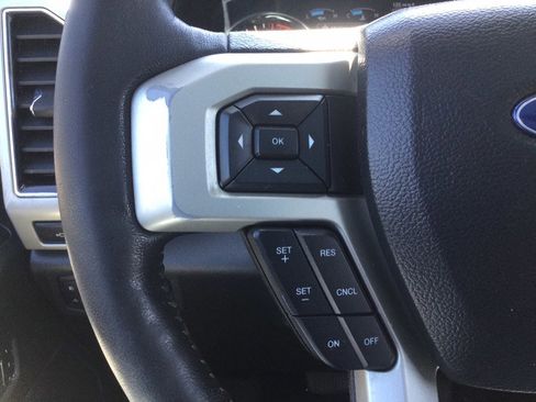 Used 2018 Ford F150 Lariat w/ Equipment Group 502A Luxury AWD/4WD image 28