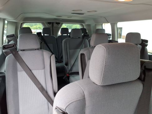 Used 2015 Ford Transit 350 XLT RWD image 9