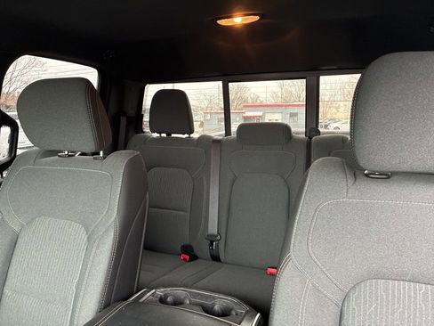Used 2022 RAM 1500 Big Horn image 4