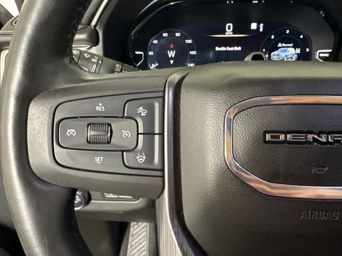 Used 2023 GMC Yukon XL Denali Ultimate AWD/4WD image 18