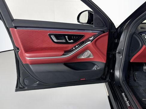 Certified 2024 Mercedes-Benz S 580 4MATIC Sedan image 23