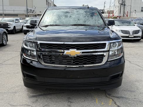 Used 2020 Chevrolet Suburban LT image 3