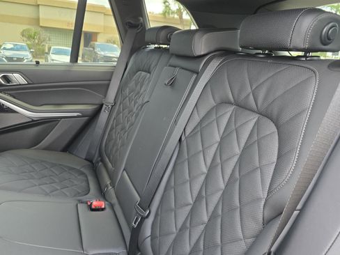 New 2026 BMW X5 sDrive40i w/ Executive Package RWD image 11