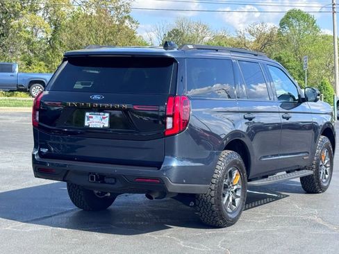 Used 2025 Ford Expedition Tremor image 18